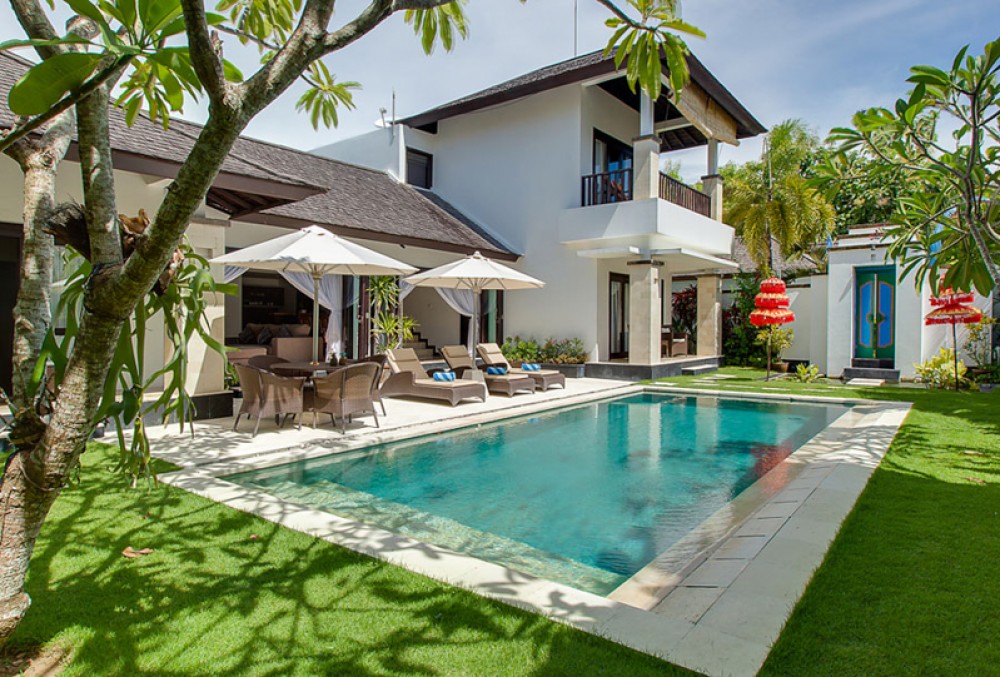 Magnifique villa en pleine propriété a 3 chambres à coucher à vendre avec vue sur l’océan à Tanjung Benoa