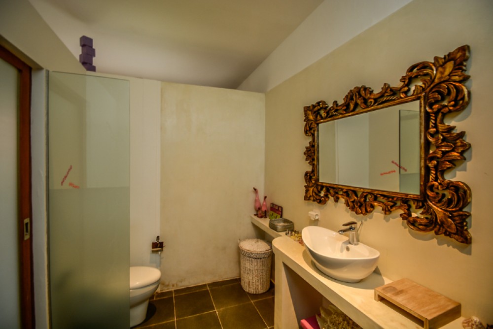 Majestic three bedrooms villa for sale in Kerobokan