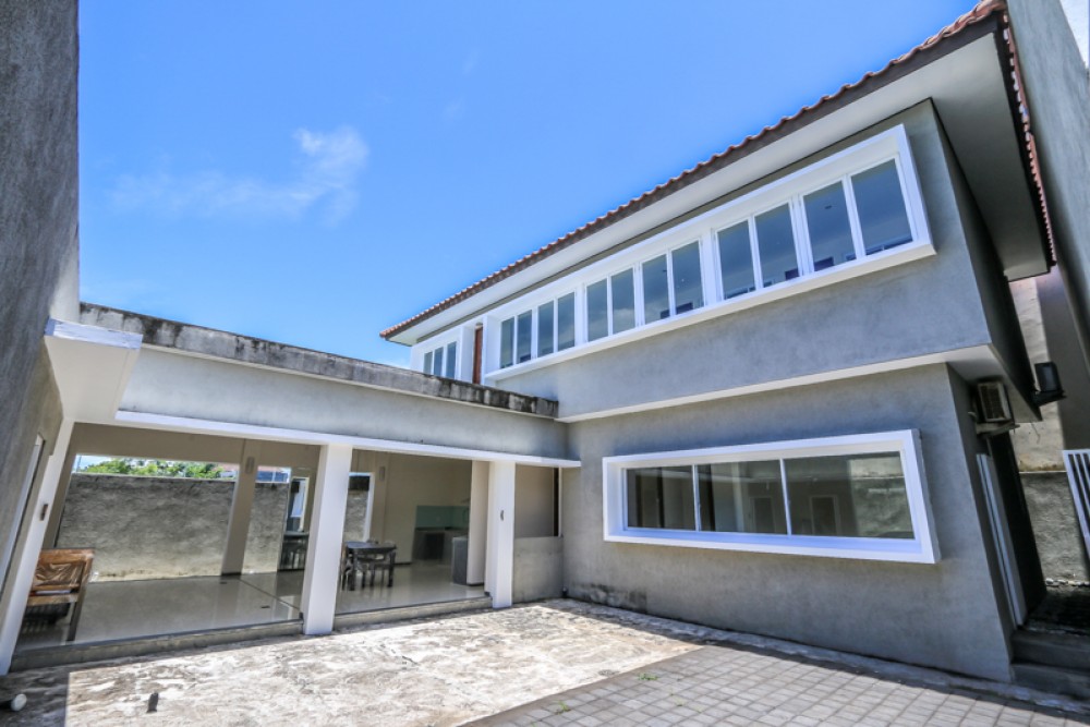 Villa pemandangan laut untuk dijual di Jimbaran
