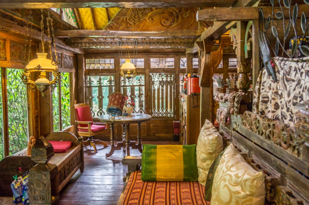 Villa à vendre de style traditionnels javanais dans Kerobokan
