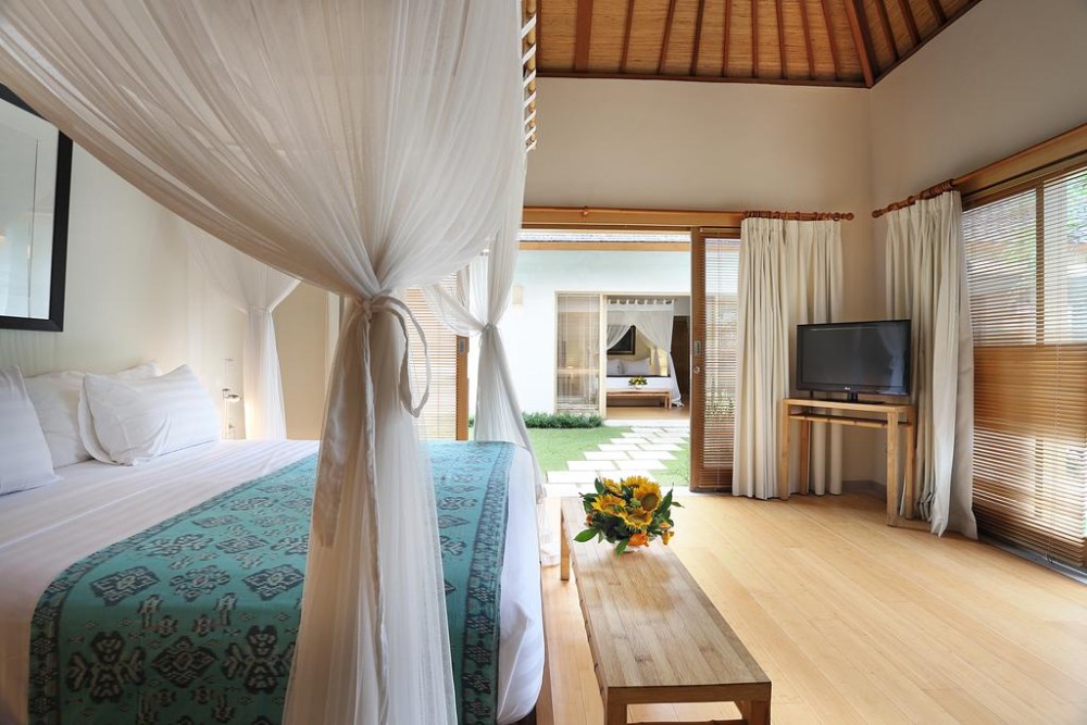3 kamar tidur prasarana Bali yang mewah gaya Real Estate untuk dijual di Seminyak
