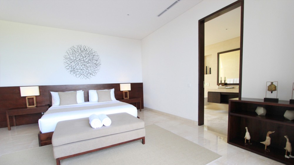 Luxury freehold Walking Distance to the beach for sale in Gianyar