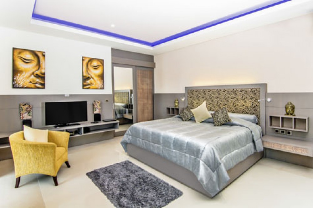 2 kamar tidur mewah prasarana Real Estate untuk dijual di pusat Canggu