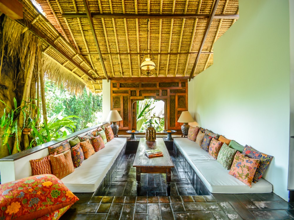 Gorgeous and rarely offered villa with jungle and river view