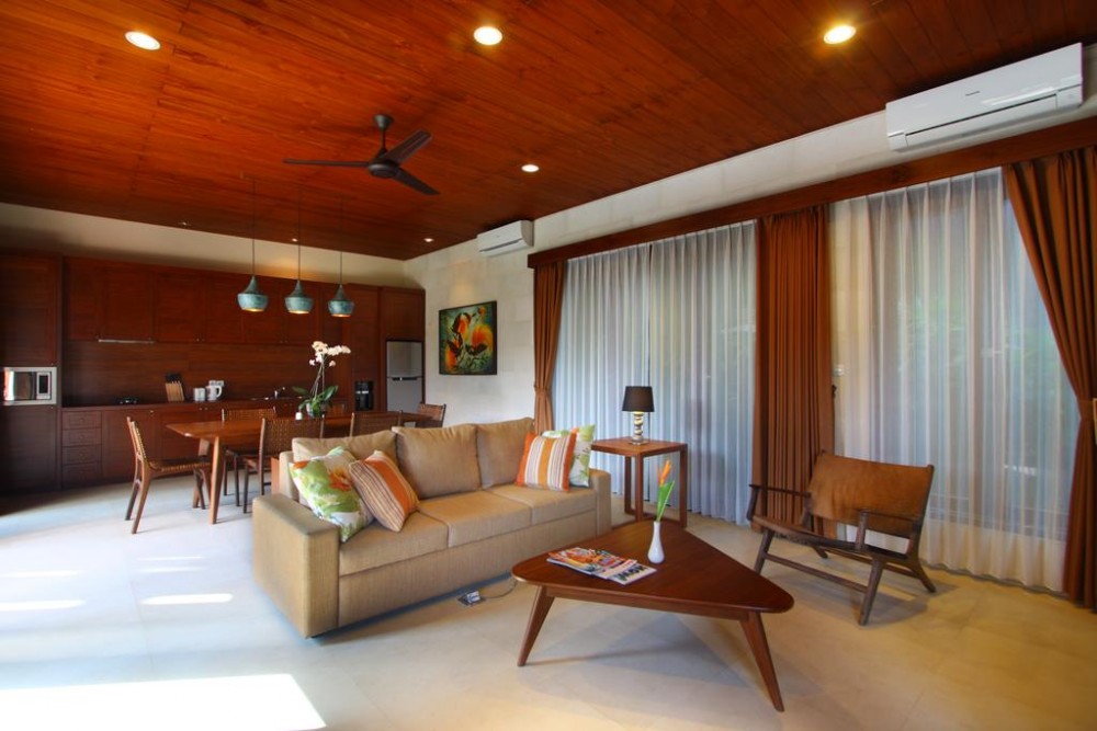 Exquisite 10 Bedrooms Freehold Real Estate Complex for Sale in Canggu