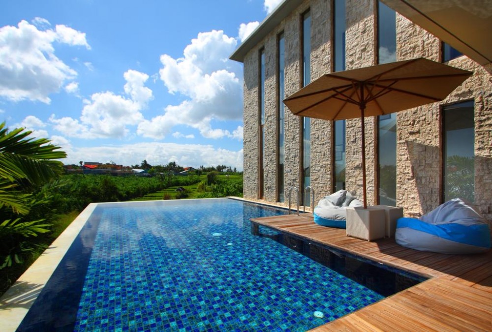 Exquisite 10 Bedrooms Freehold Real Estate Complex for Sale in Canggu