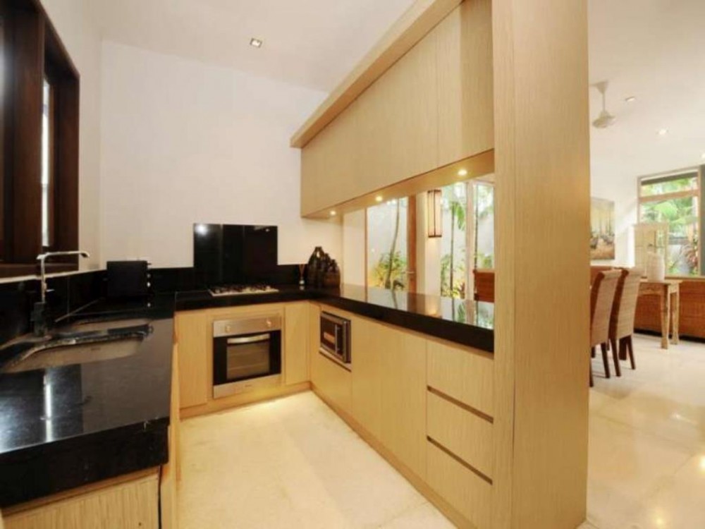 Artistic 2 Bedrooms Freehold Real Estate Close To The ...