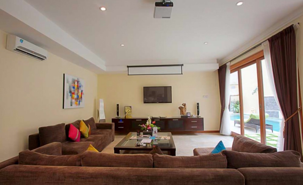 Investment opportunity complex villa for sale in Seminyak