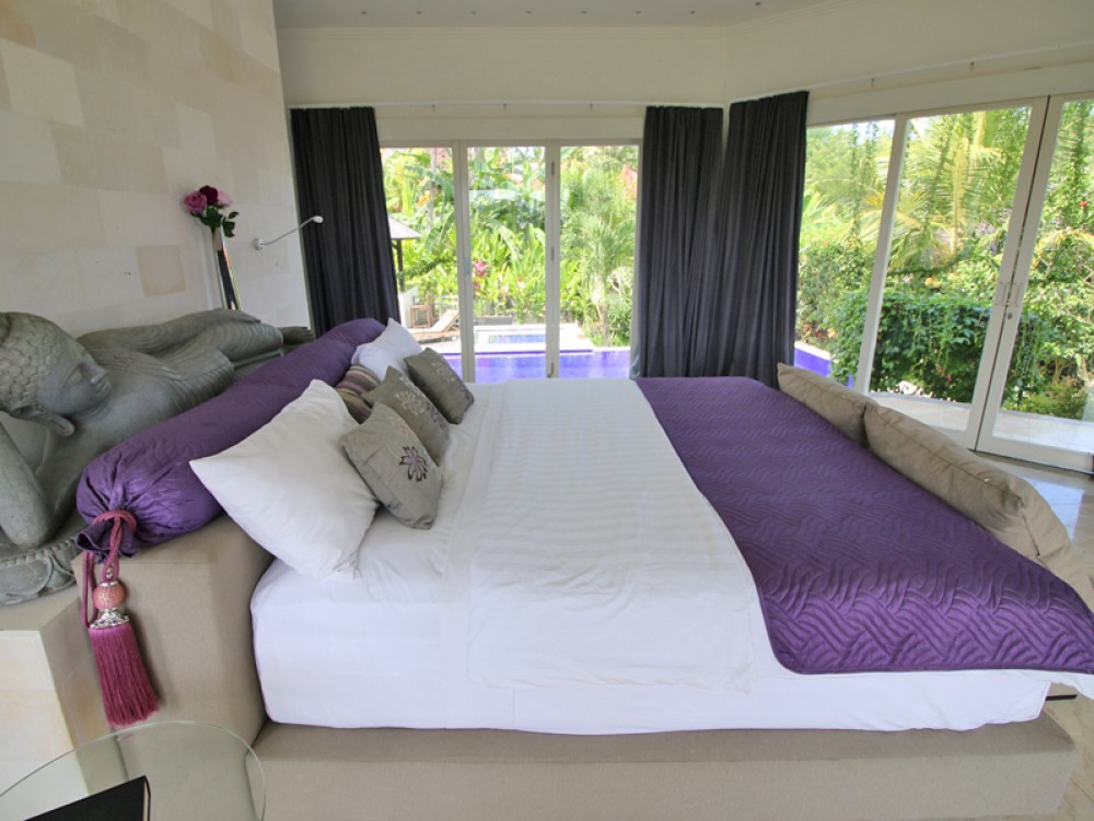 Ocean view villa in Balian Beach