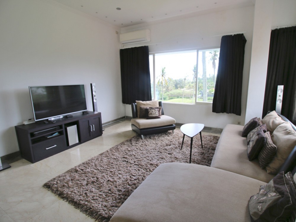 Ocean view villa in Balian Beach