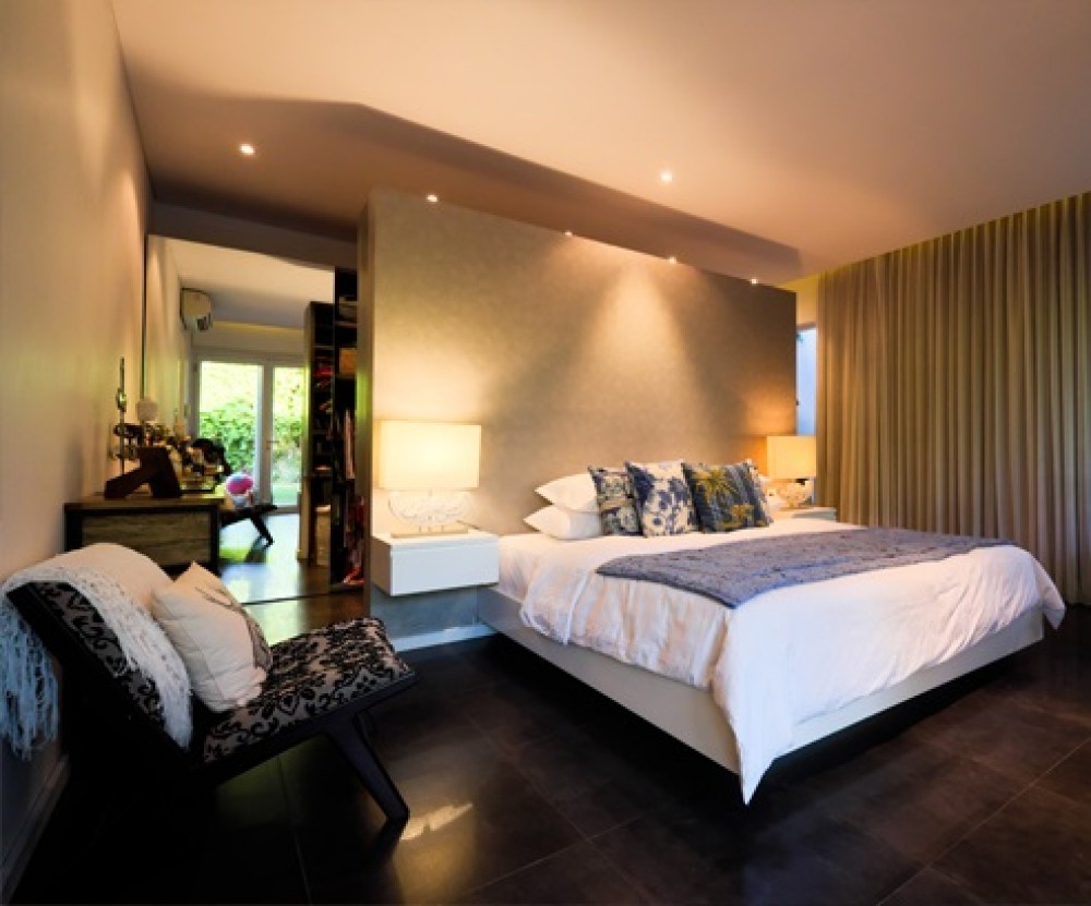 Superb Modern 3 Kamar Tidur Leasehold Real Estate Dijual di Seminyak