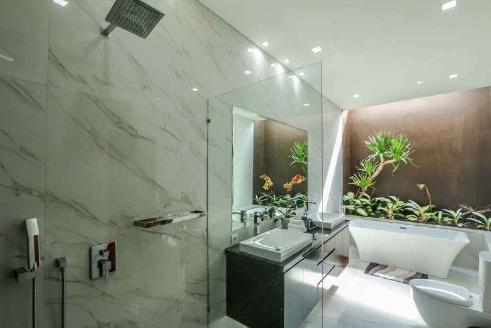 Vila freehold yang modern untuk dijual di Jimbaran