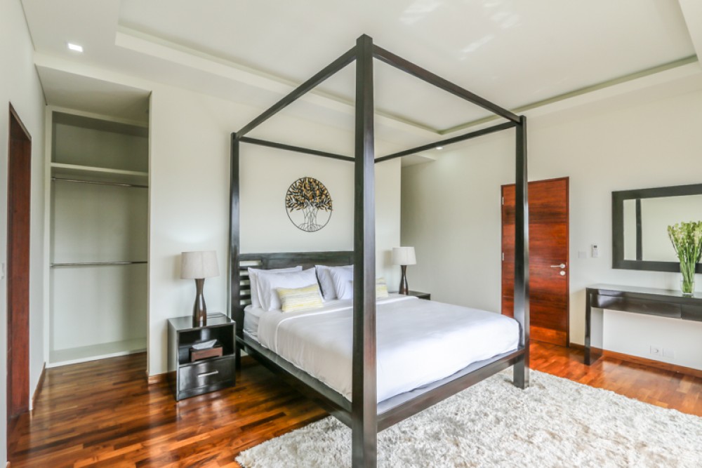 Vila freehold yang modern untuk dijual di Jimbaran