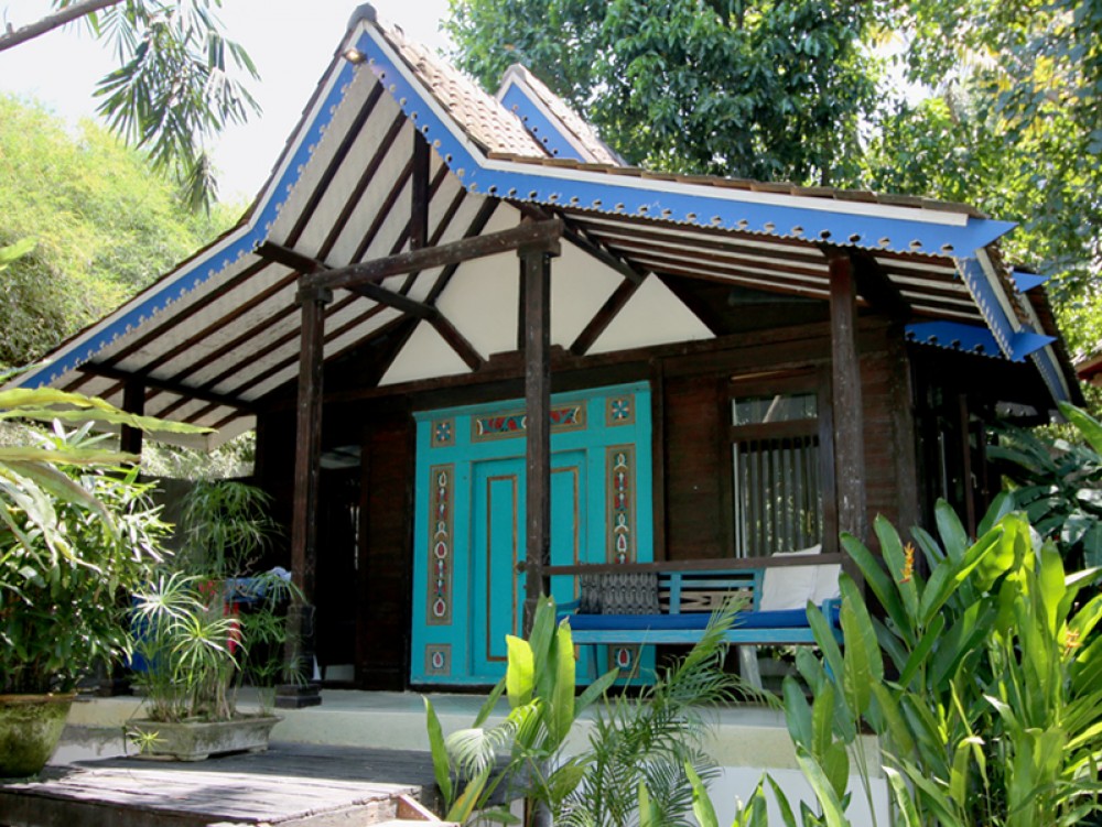 Canggu/Tumbak Bayuh - Villa bergaya kolonial yang indah