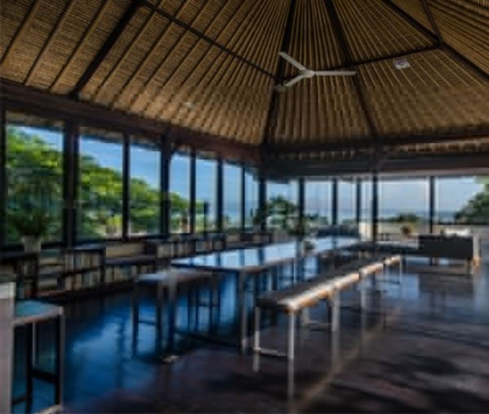 Villa Tropical 3 chambres à louer à Jimbaran avec vue sur l'océan