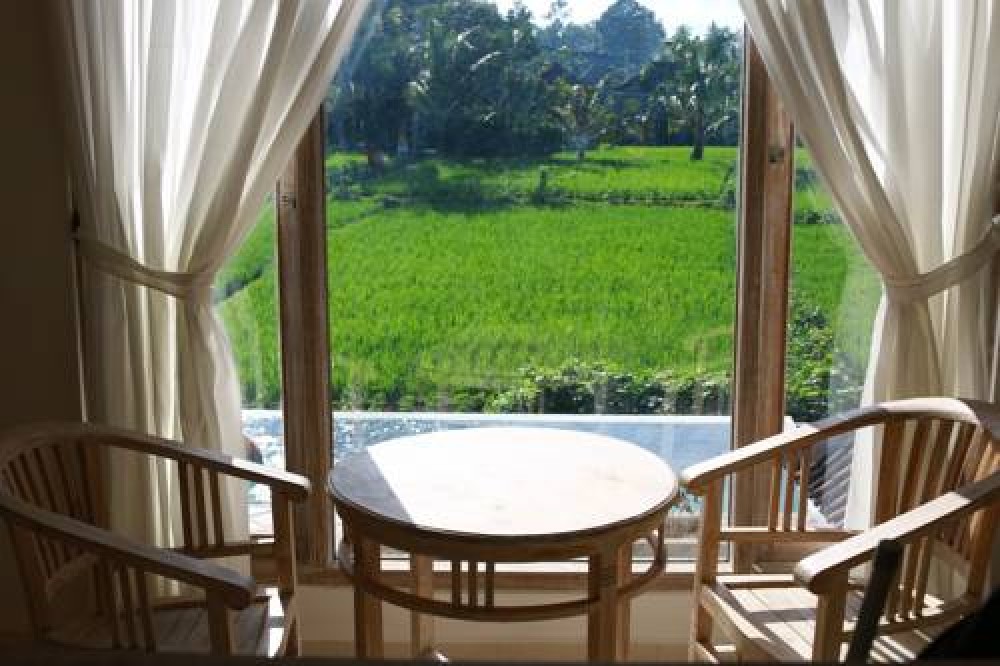 MENIKMATI VILLA WONDERFUL PADI FIELD VIEW