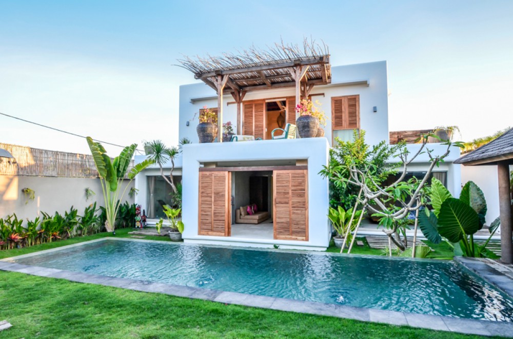 Belle villa avec terrain spacieux à vendre dans un emplacement privilégié de Seminyak