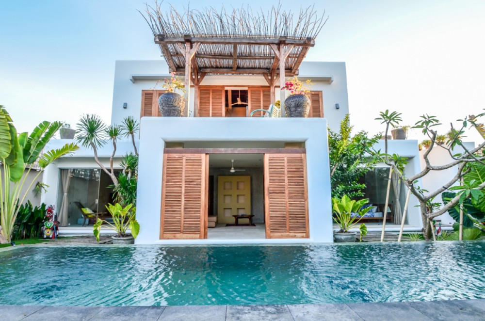 Beautiful Villa with Spacious Land for Sale in prime location of Seminyak