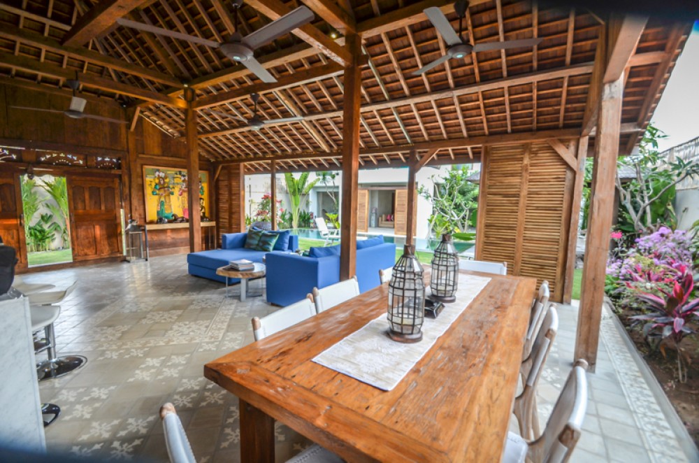 Beautiful Villa with Spacious Land for Sale in prime location of Seminyak