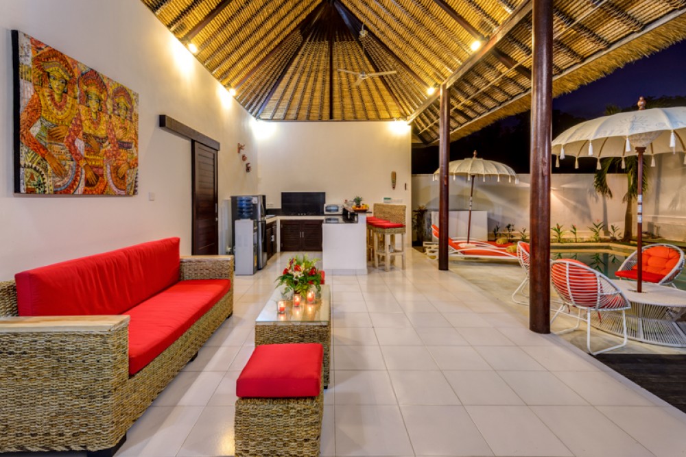 Simply Stylish Balinese Villa for Sale in Ungasan