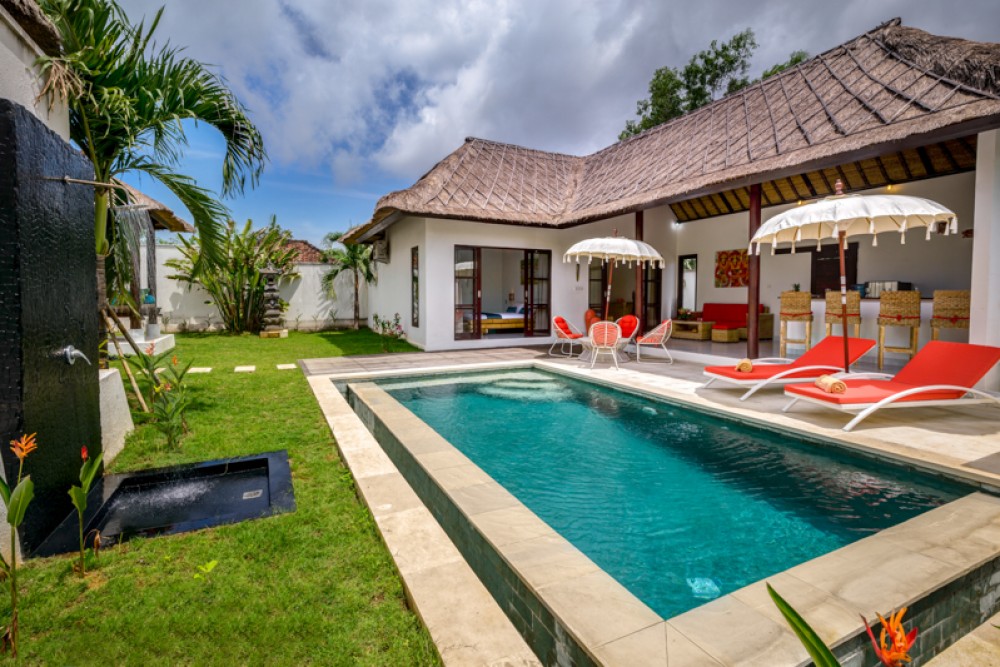 Simply Stylish Balinese Villa for Sale in Ungasan