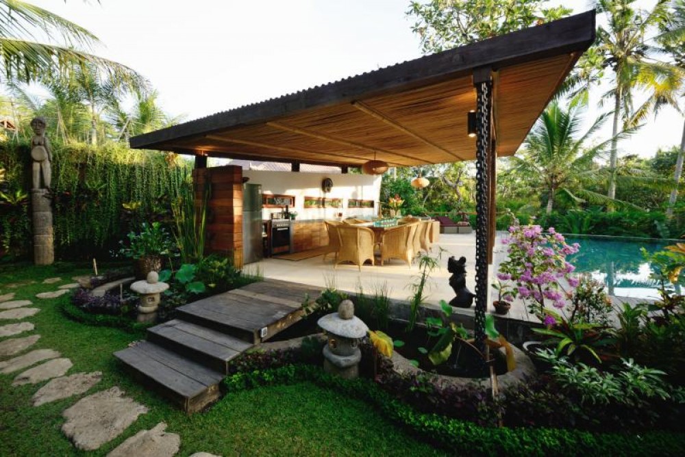 LUXURY VILLA CLOSE TO CENTRAL UBUD