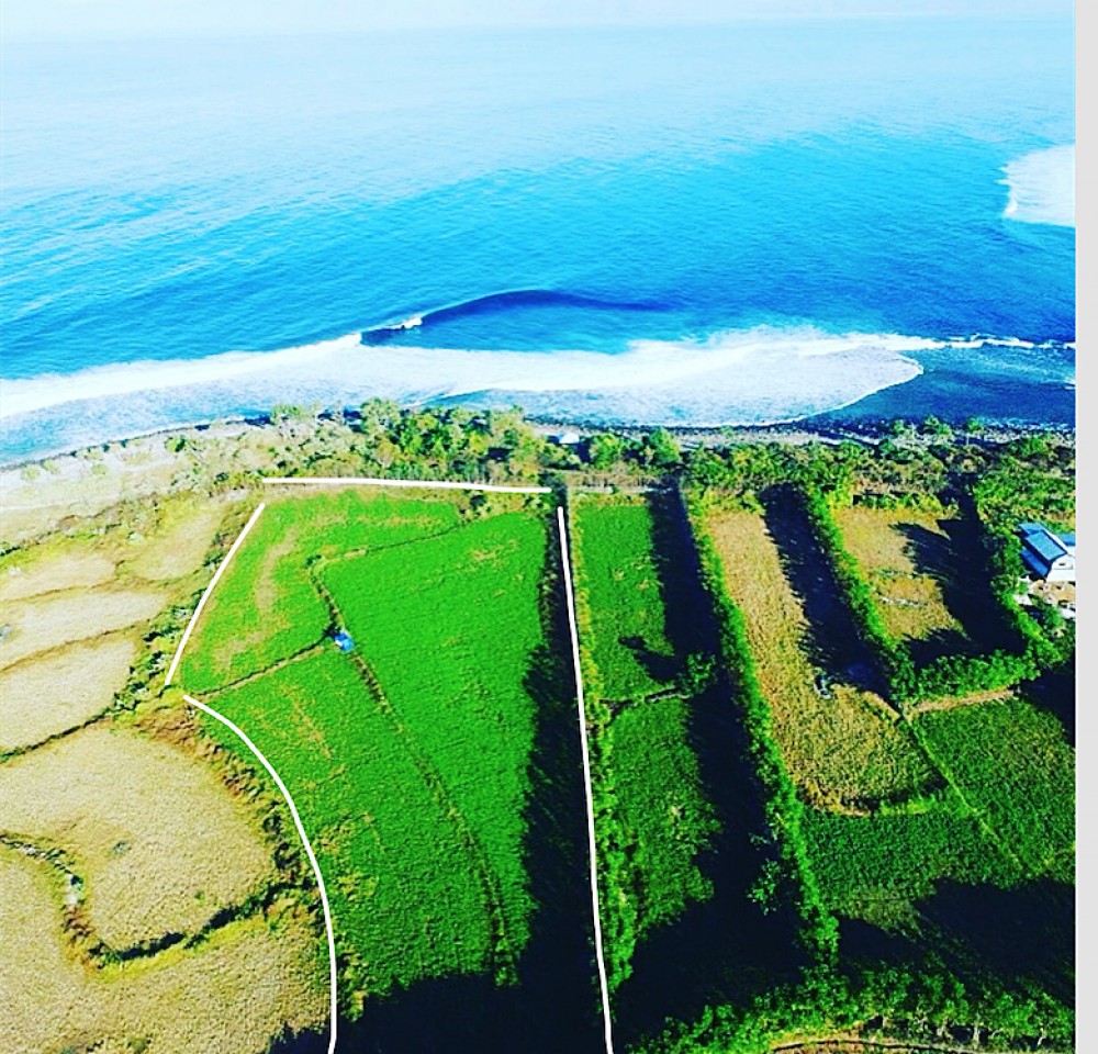 Cobble Stones Beachfront in Sumbawa