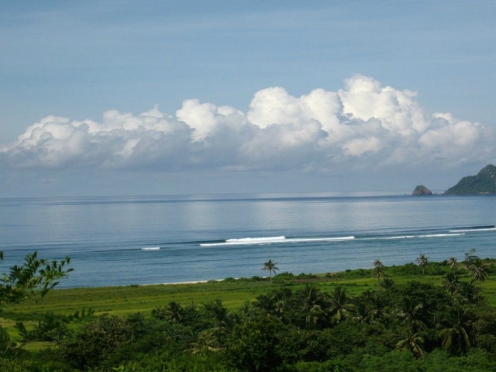 4.47Ha de Magnifique terrain en bord de mer à vendre à Lombok
