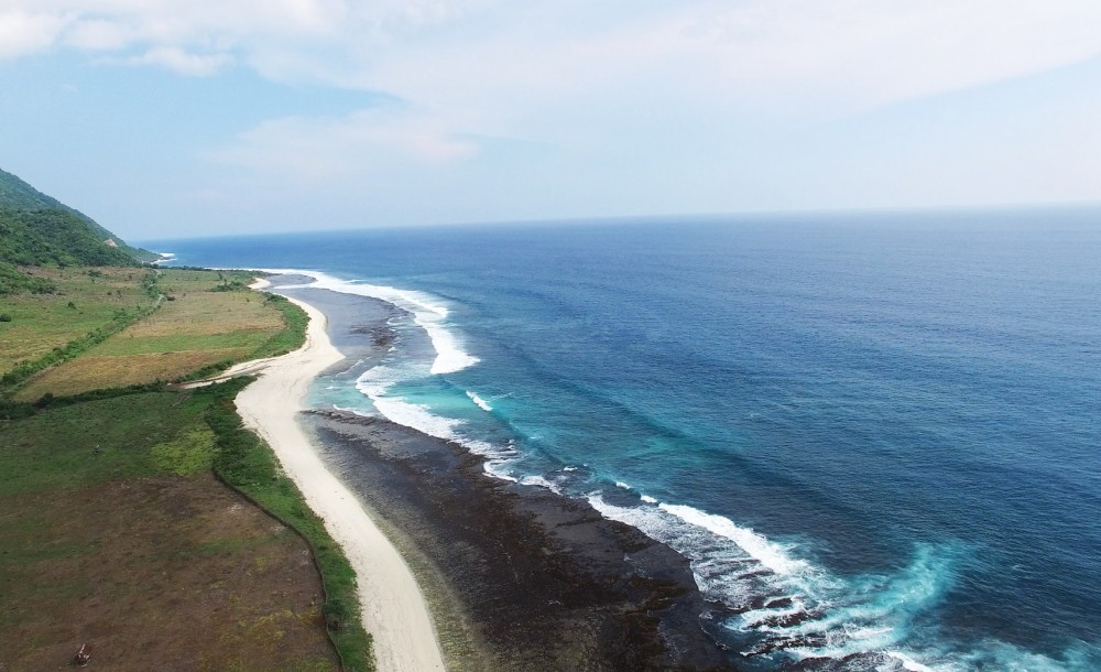 Sumbawa 4.3 Ha Beachfront Property for Sale