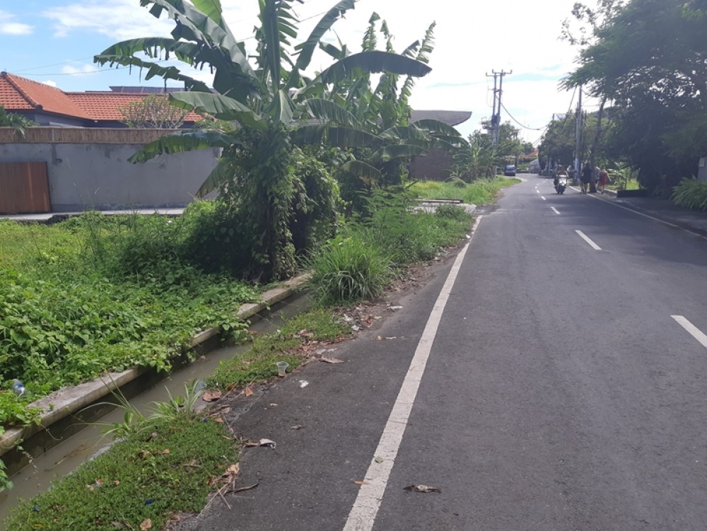 Tanah Sewa 9,25 Dekat dengan Pantai