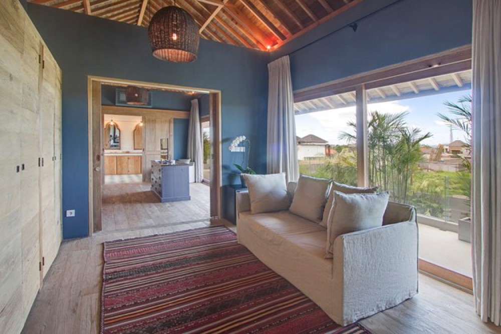 Luxurious Five Bedrooms Freehold Villa for Sale in Canggu