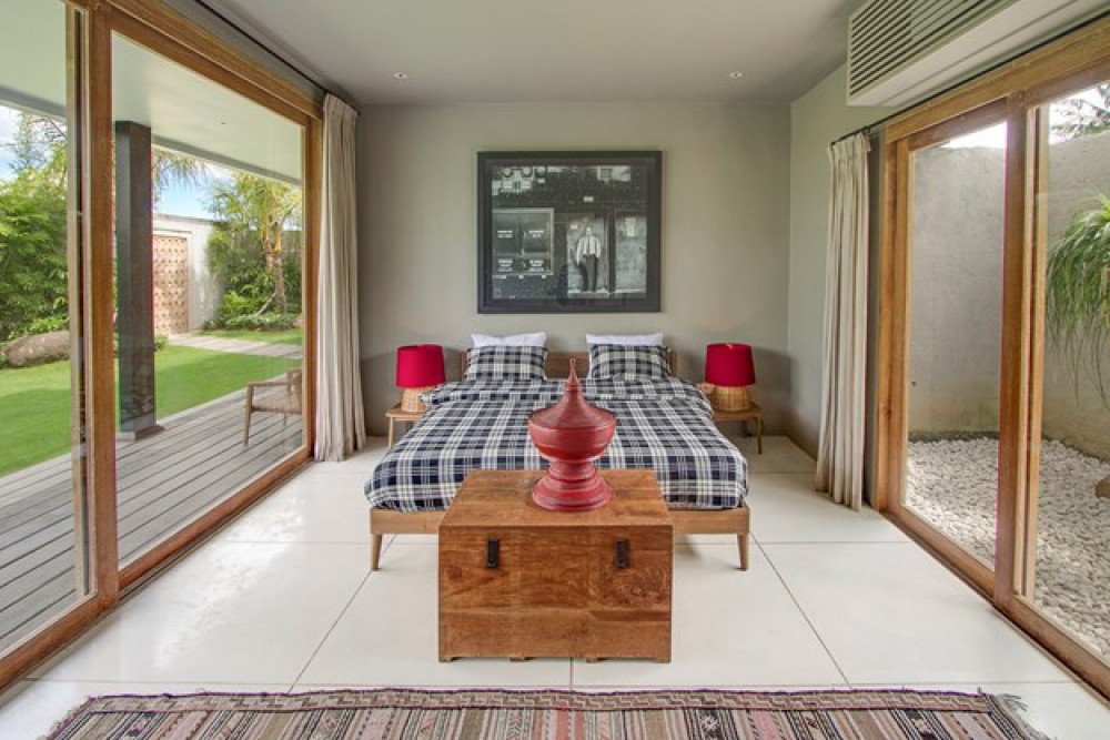 Luxueux Five Bedroom Freehold Villa à vendre à Canggu