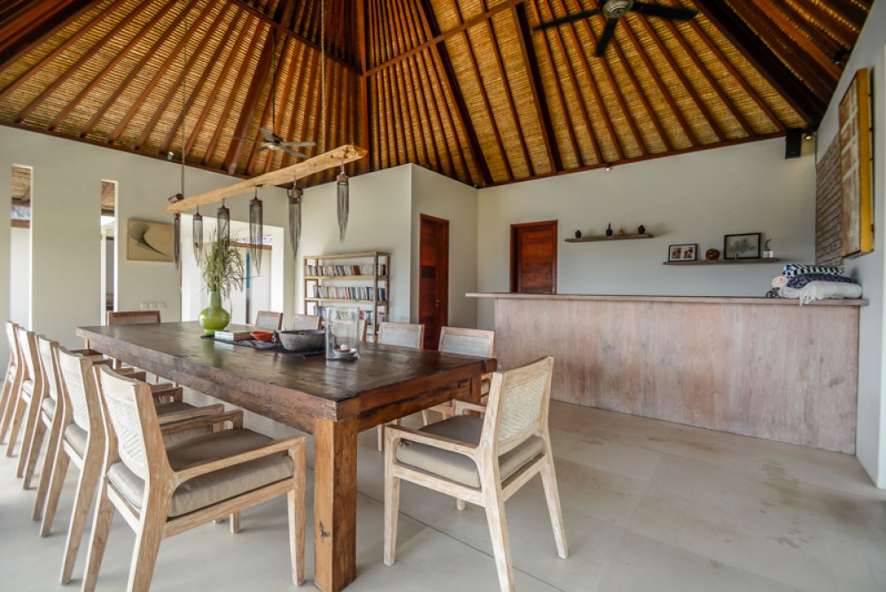 Luxury Beachfont Freehold Villa for Sale in Tabanan