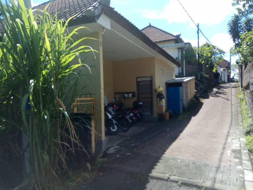 3 Are Property in Batu Bolong area for leasehold sale