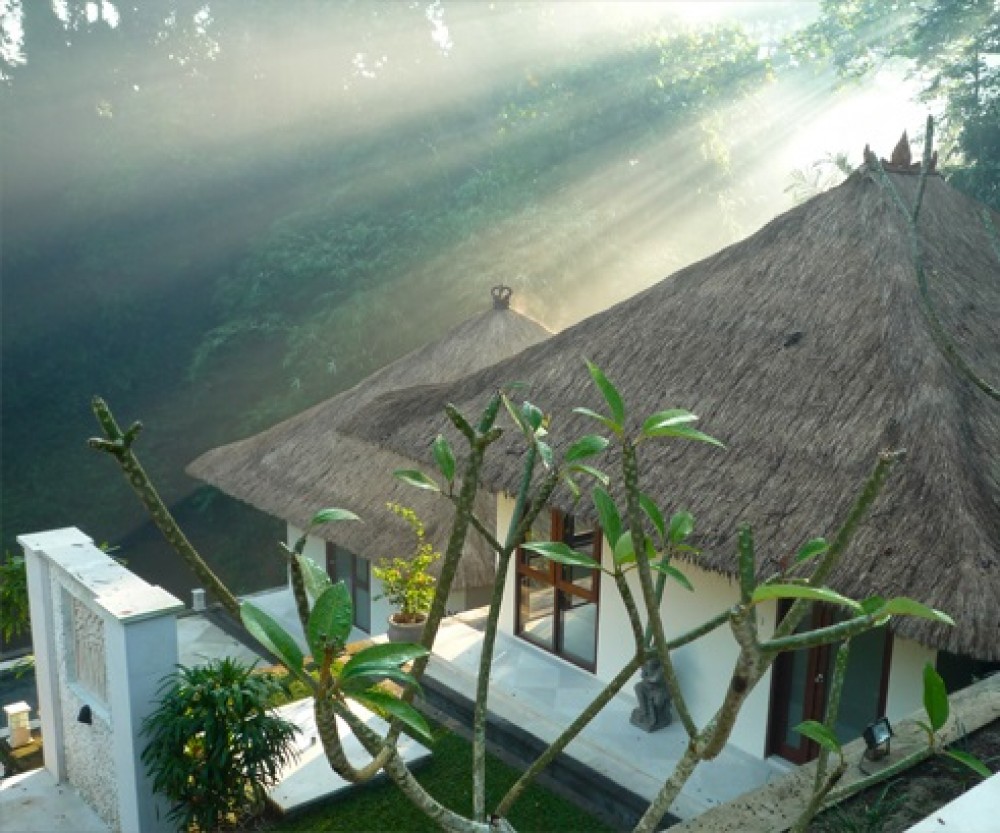 4 Kamar Tidur Mewah RainForest Leasehold Real Estate Dijual di Tabanan