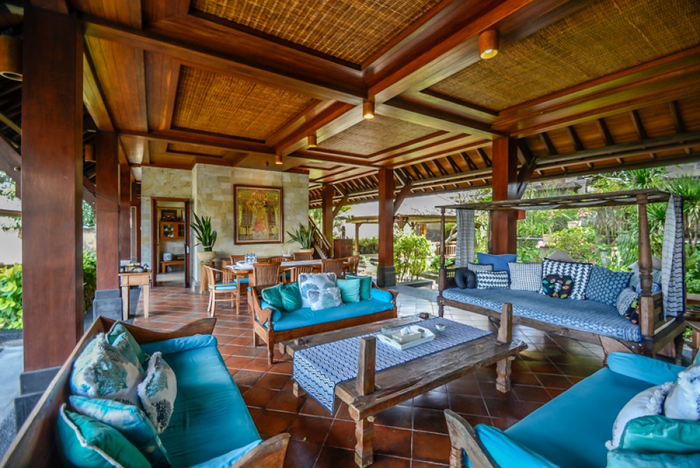 Exclusive Private Freehold Villa with Ocean view for Sale in Jimbaran