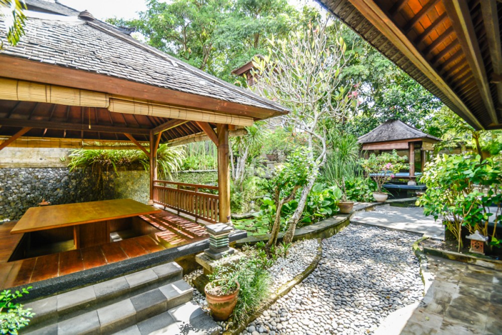 Exclusive Private Freehold Villa with Ocean view for Sale in Jimbaran