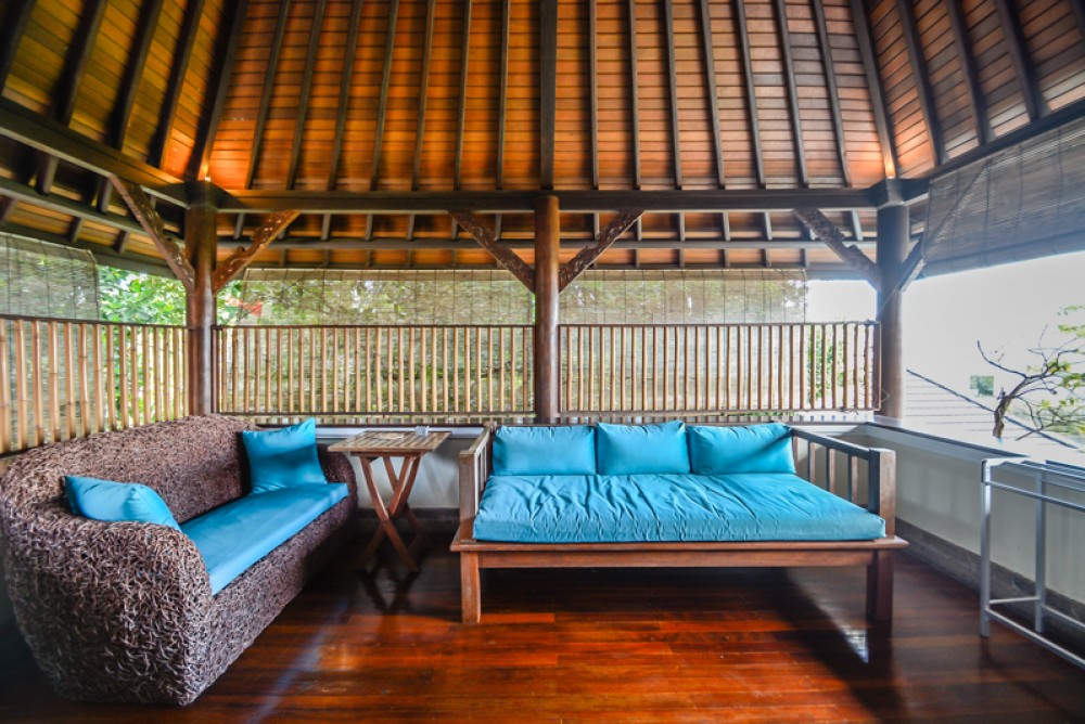 Exclusive Private Freehold Villa avec vue sur l'océan à vendre à Jimbaran