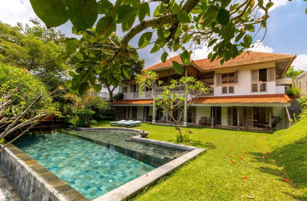 Stunning 5 Bedrooms Freehold Real Estate In Berawa Kibarer Property