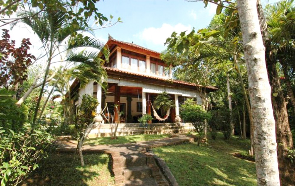 Belle villa balinaise à vendre à Canggu