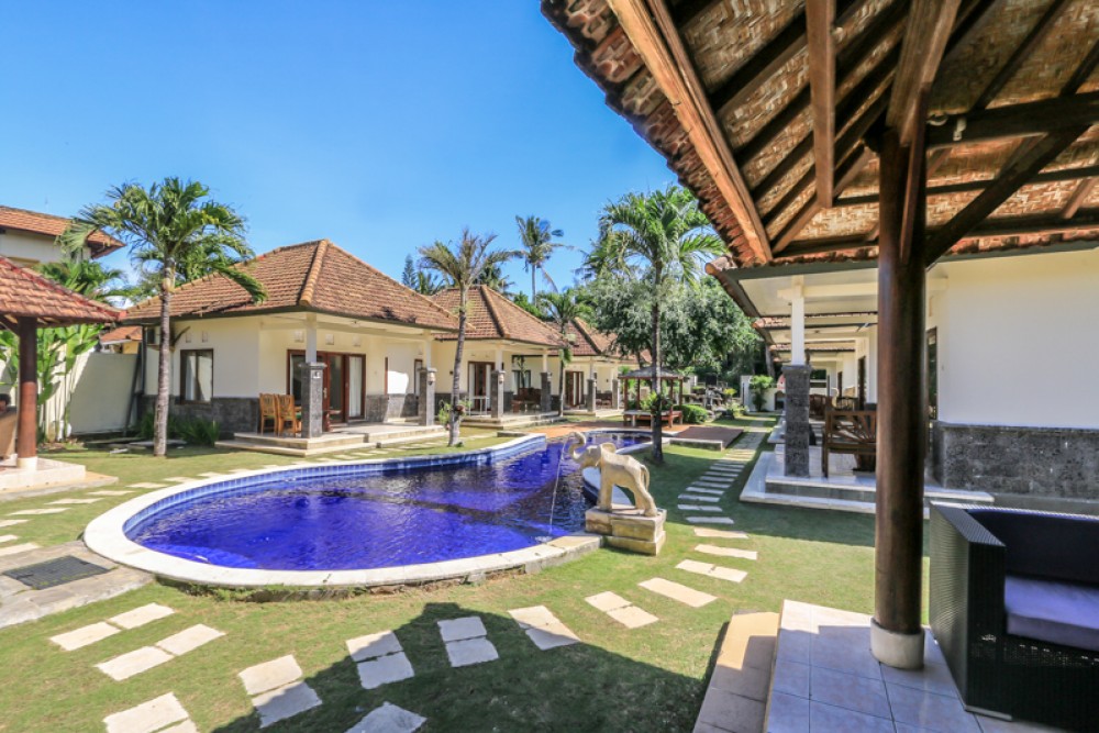 Amazing Cottages With Ocean View for Sale in Gianyar