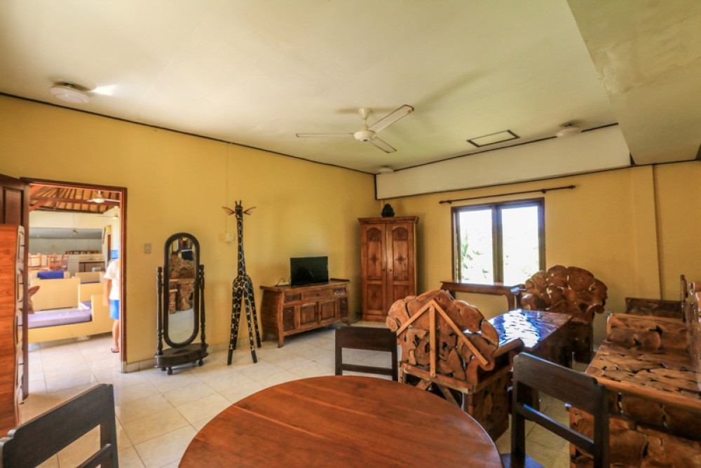 Amazing Cottages With Ocean View for Sale in Gianyar