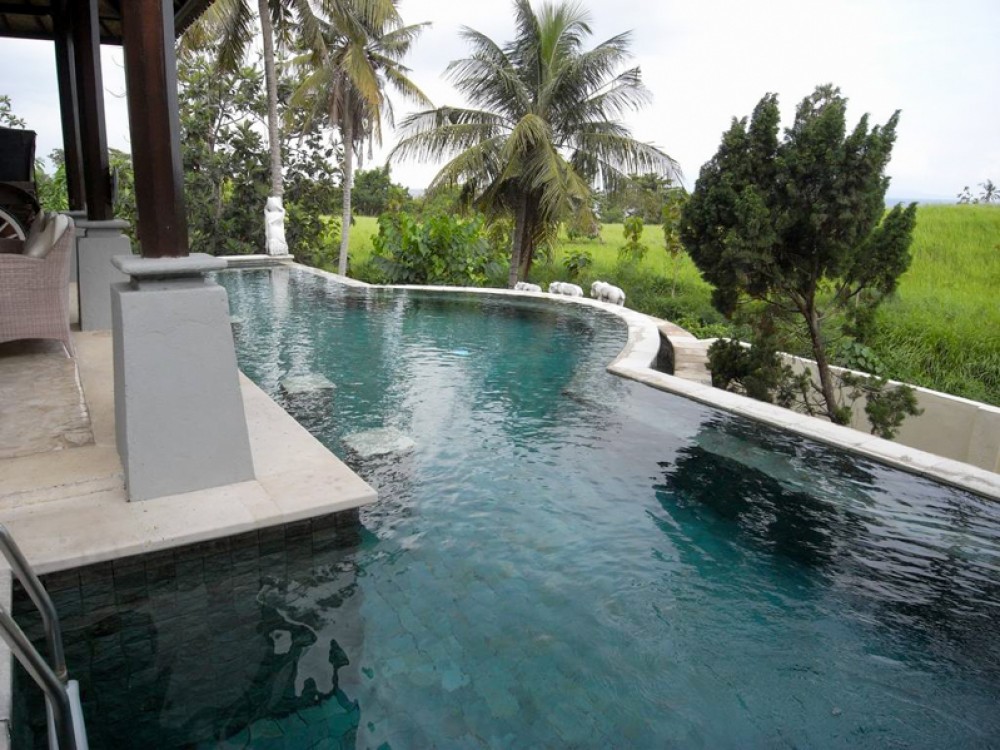 Ocean View Three Bedroom Villa with Spacious Land for sale in Gianyar