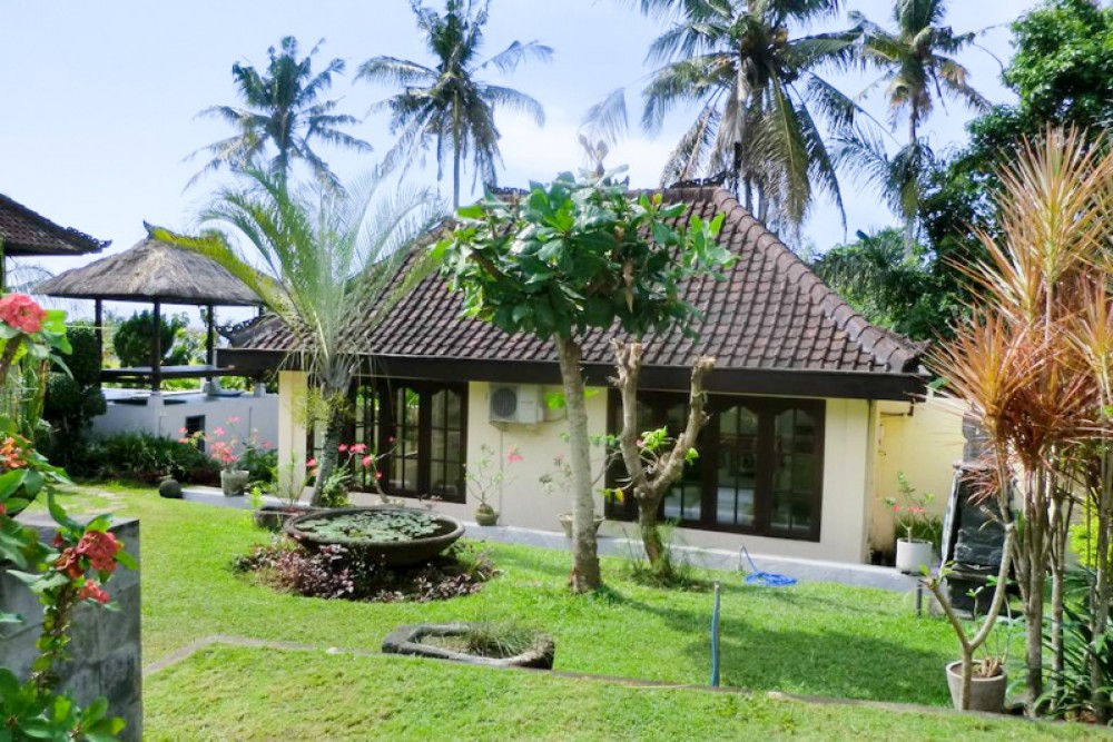 Ocean View Three Bedroom Villa with Spacious Land for sale in Gianyar