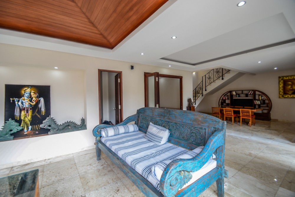 Two Level Best Value Freehold Villa Dijual di Jimbaran