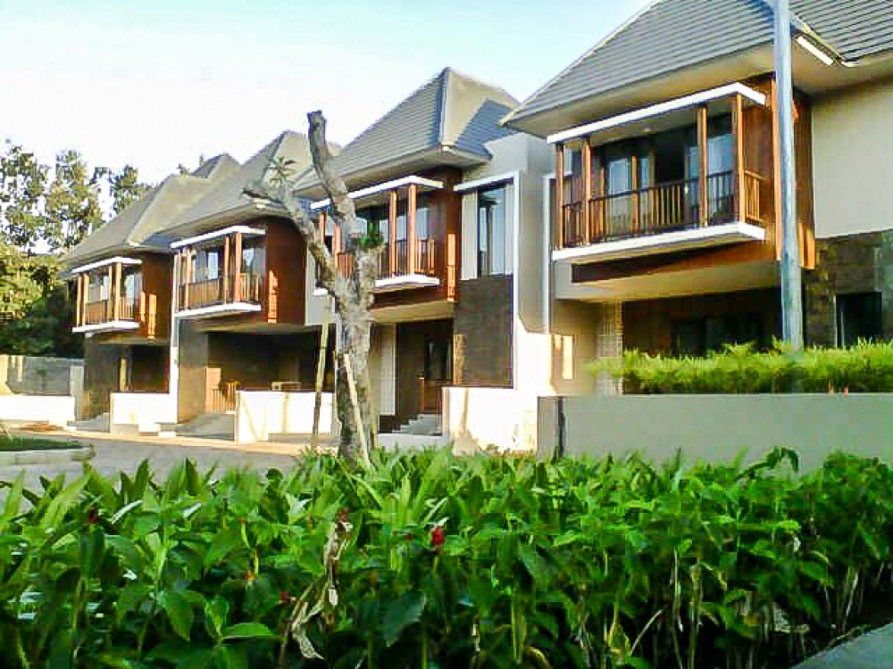 Kompleks Villa Freehold Nyaman Dijual di Jimbaran