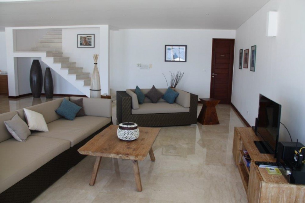 Luxurious Freehold Beachfront Villa for Sale in Candidasa