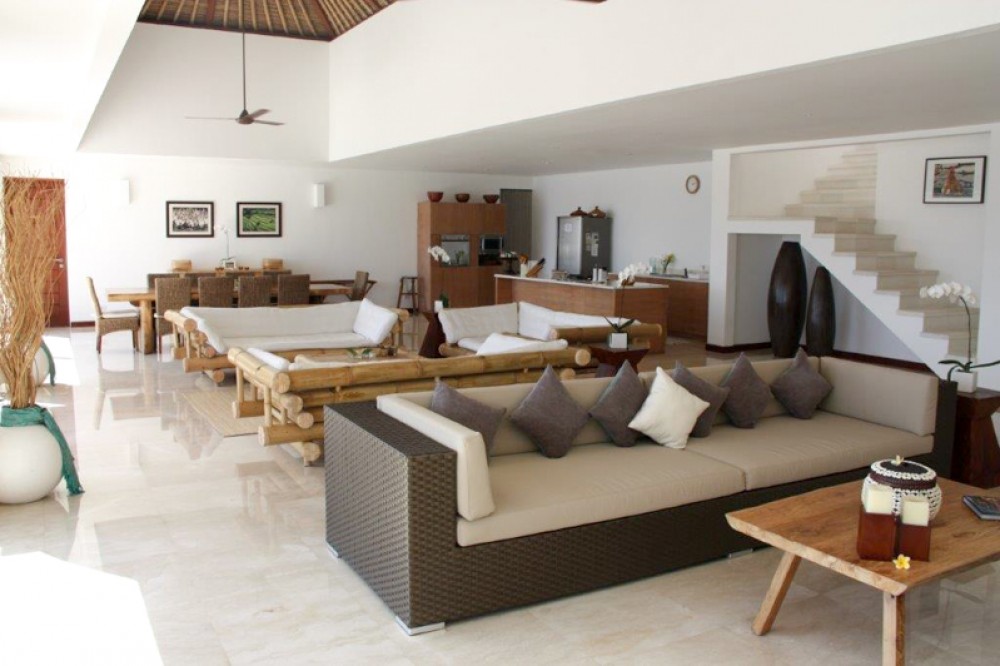 Luxurious Freehold Beachfront Villa for Sale in Candidasa