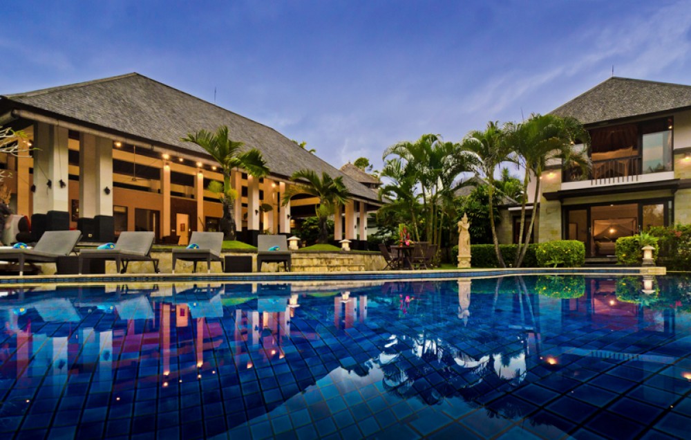 Traditional Freehold Villa with Spacious Land for Sale in Umalas