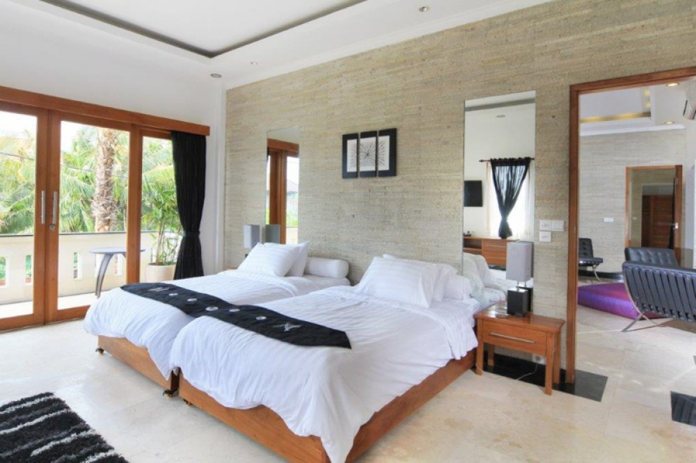 Charmante villa à vendre sur deux niveaux au coeur de Seminyak